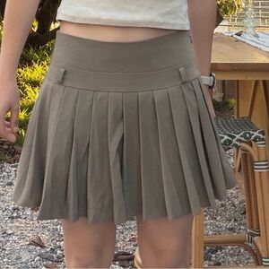 Anthropologie Tan Pleated Skort